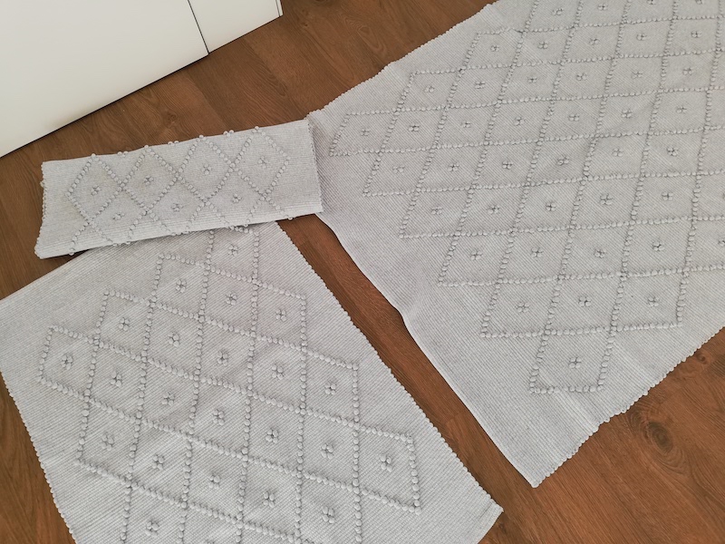 Tapete artesanal com desenho - 100% algodão 70x140 - cinza claro (Estimado)